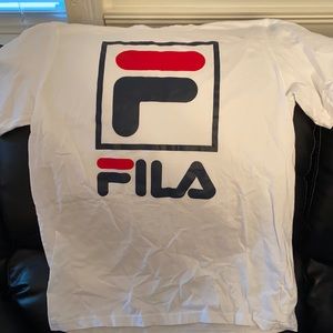 Fila tee